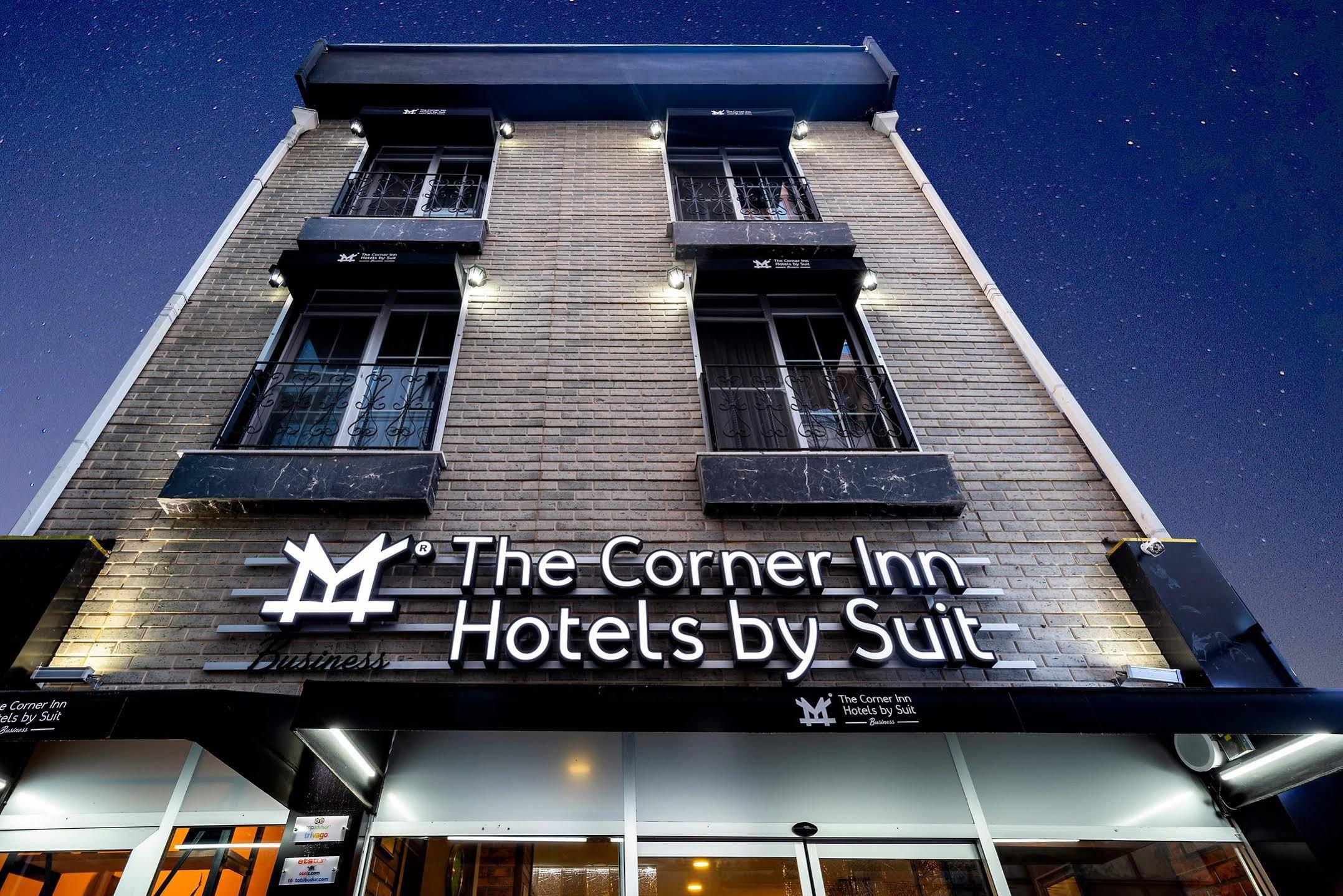 The Corner Inn Hotels By Suit Esquiceir Exterior foto
